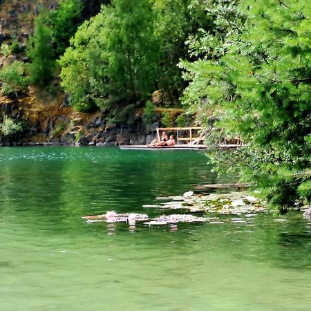 Penzion U Jezera Hotel Konstantinovy Lázně Buitenkant foto