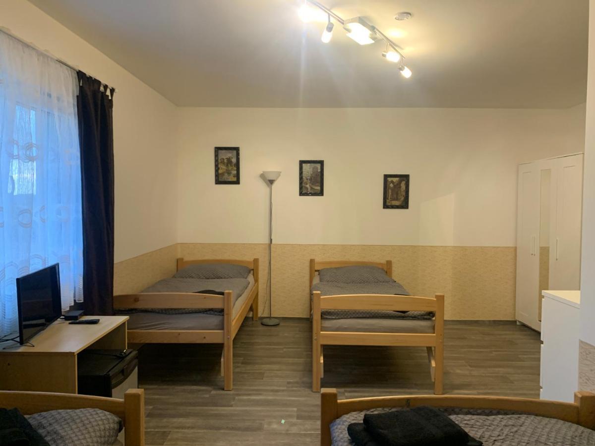 Penzion U Jezera Hotel Konstantinovy Lázně Buitenkant foto